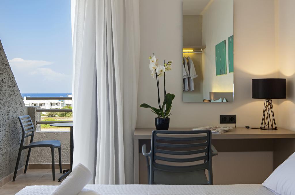 Kriamos Blue Hotell Faliraki Eksteriør bilde